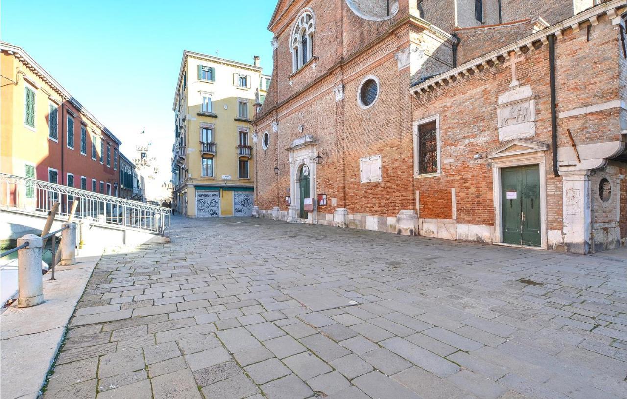 Stunning Apartment In Venezia With Kitchenette Exterior photo